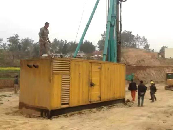 裕民如何判断水冷式机油散热器密封件是否需要更换？
